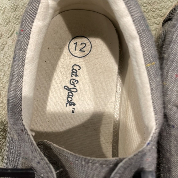 Cat and Jack gray shoes 9c and 12c worn once - Picture 2 of 5